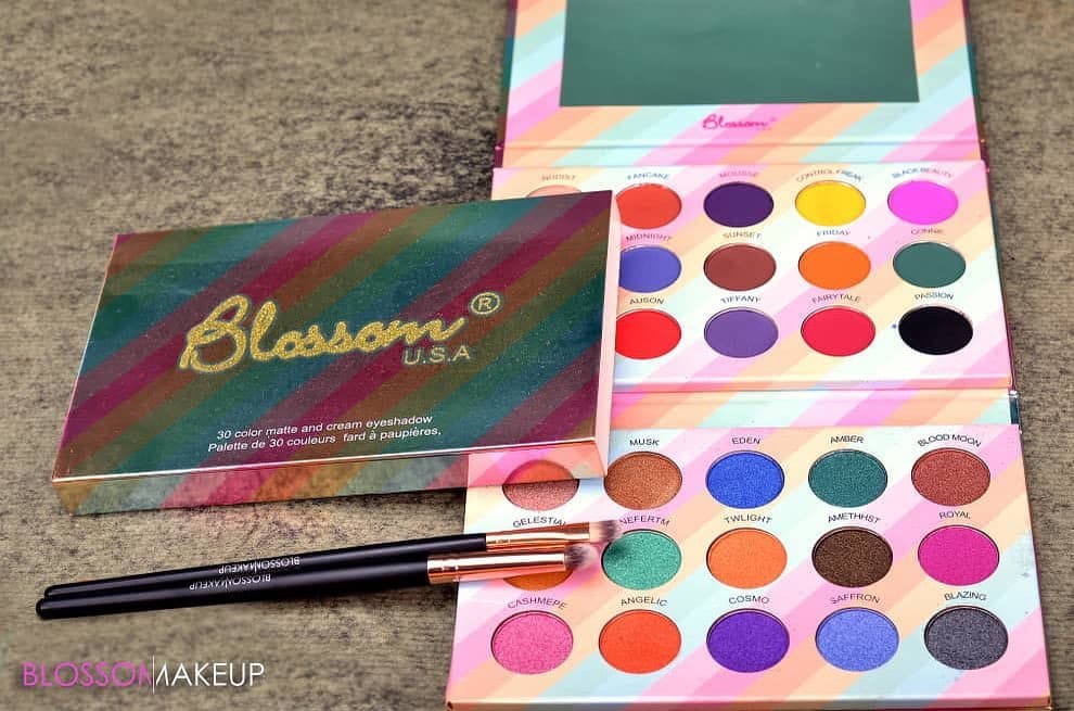 Palette de Fards à Paupières 30 Couleurs Vives de Blossom Makeup